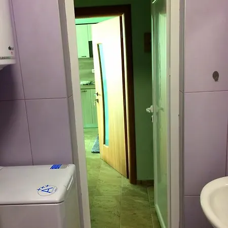 Sveti Nikola 28 *
